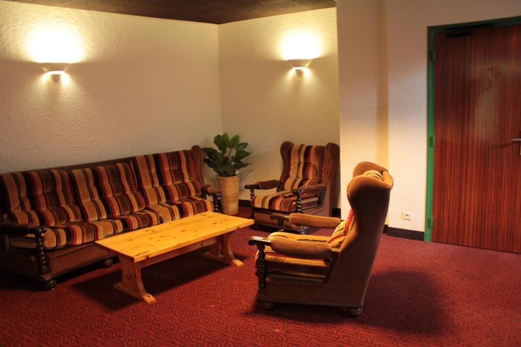 Hotel Le France Loudéac Camera foto